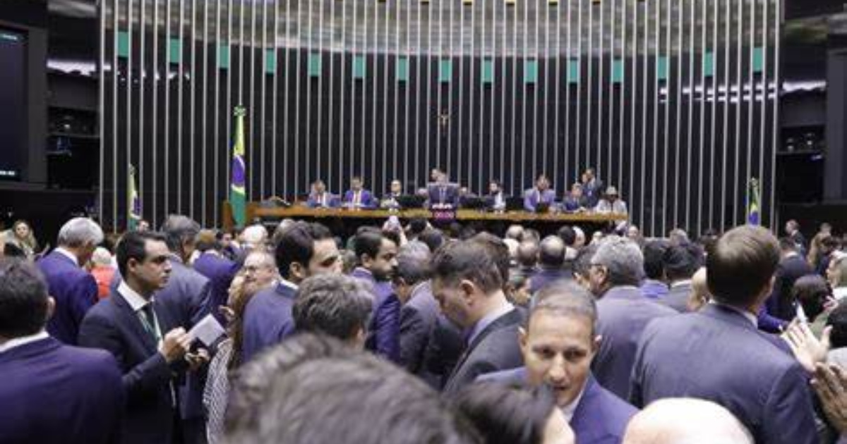 CCJ de la Cámara debate el PL 3999/2020, que crea desalojo extrajudicial para acelerar la recuperación de inmuebles en atraso de alquiler. (Imagen: Agencia Cámara)