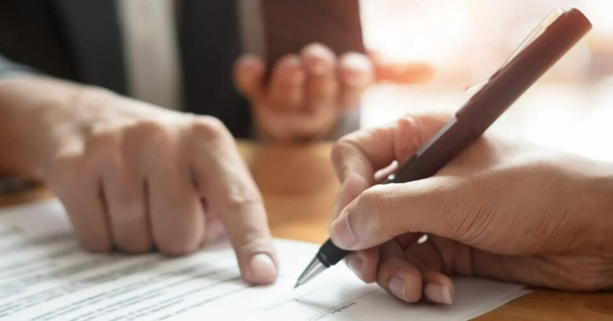 Descubra cómo calcular la devolución correcta de la fianza del alquiler por la regla de la cuenta de ahorros con TR y Selic.