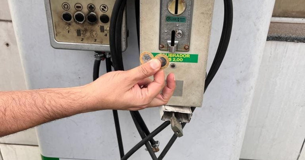 Nueva ley en Teresina prevé multas de hasta R$ 8 mil para estaciones que no mantengan calibradores de neumáticos funcionando.