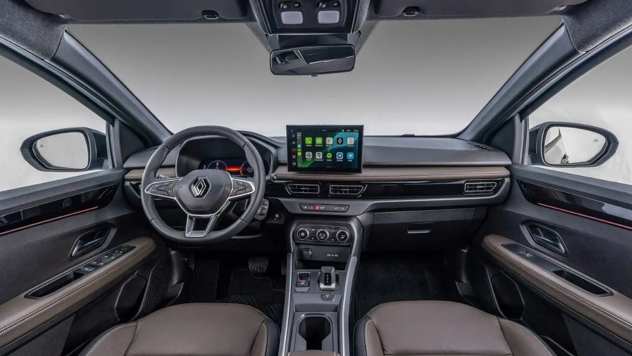 Renault Kardian 2026 estreia multimídia 10,1", painel digital, pacote ADAS com 13 assistências, motor turbo de 125 cv e vários aprimoramentos.