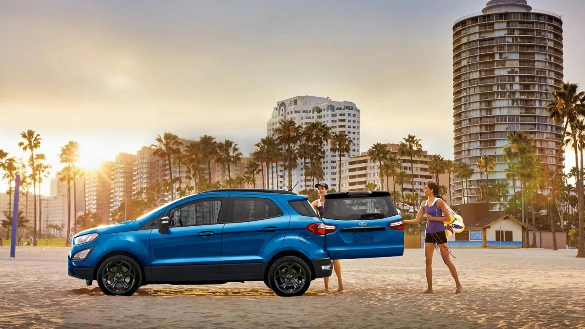 Por volta de R$ 59 mil e com estilo aventureiro ainda valorizado, esse modelo da Ford tem motor 1.5 de até 137 cv, câmbio automático de 6 marchas, consumo médio de 12,5 km/l e central multimídia completa; conheça o Ford EcoSport SE