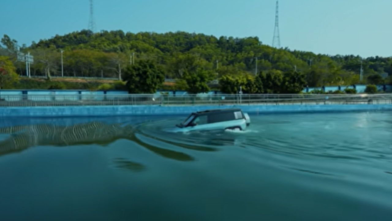 Imagen: Supercoche eléctrico que nada