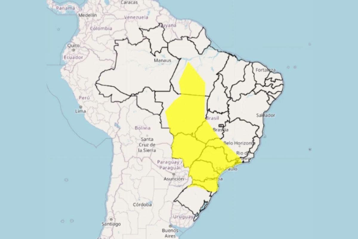 Alerta amarelo do Inmet indica chuvas intensas e tempo seco em Minas Gerais, com risco de incêndios em várias cidades sob condições extremas.