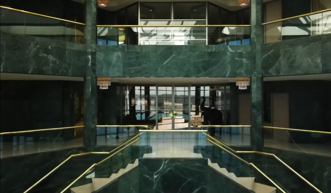 Mansão mais feia do mundo