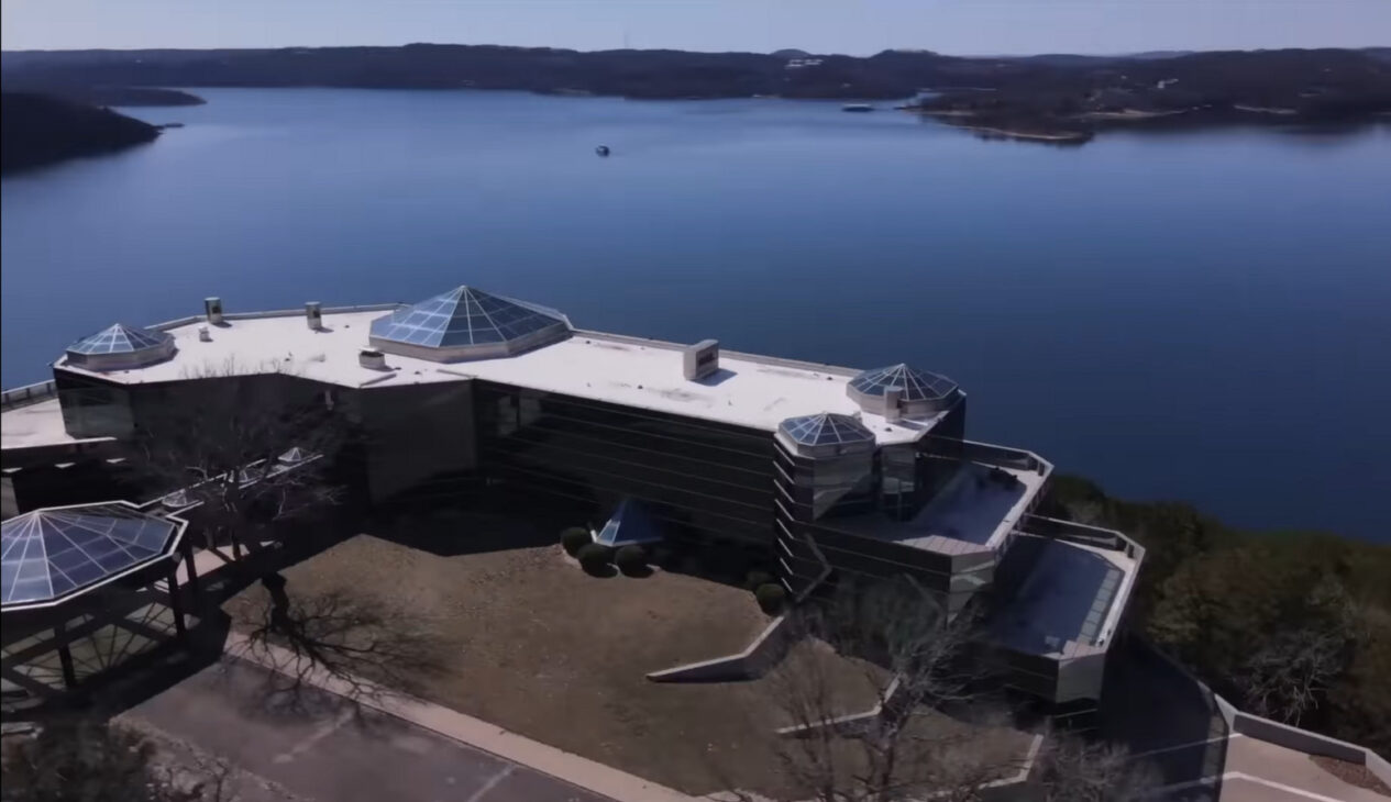 Mansão mais feia do mundo