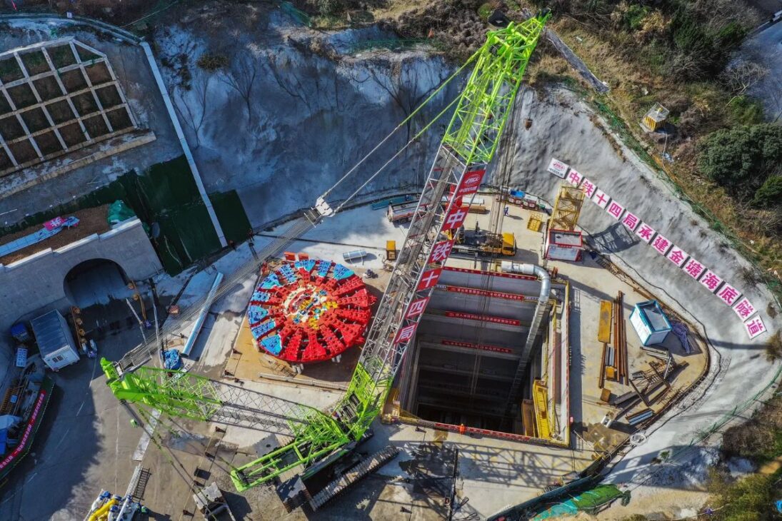 China sorprende el planeta con el túnel submarino de Jintang, 16 kilómetros de pura ingeniería que testan hasta los límites humanos