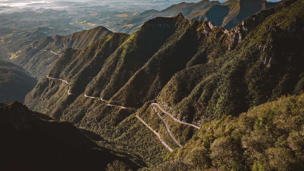 uma das estradas mais espetaculares do mundo
