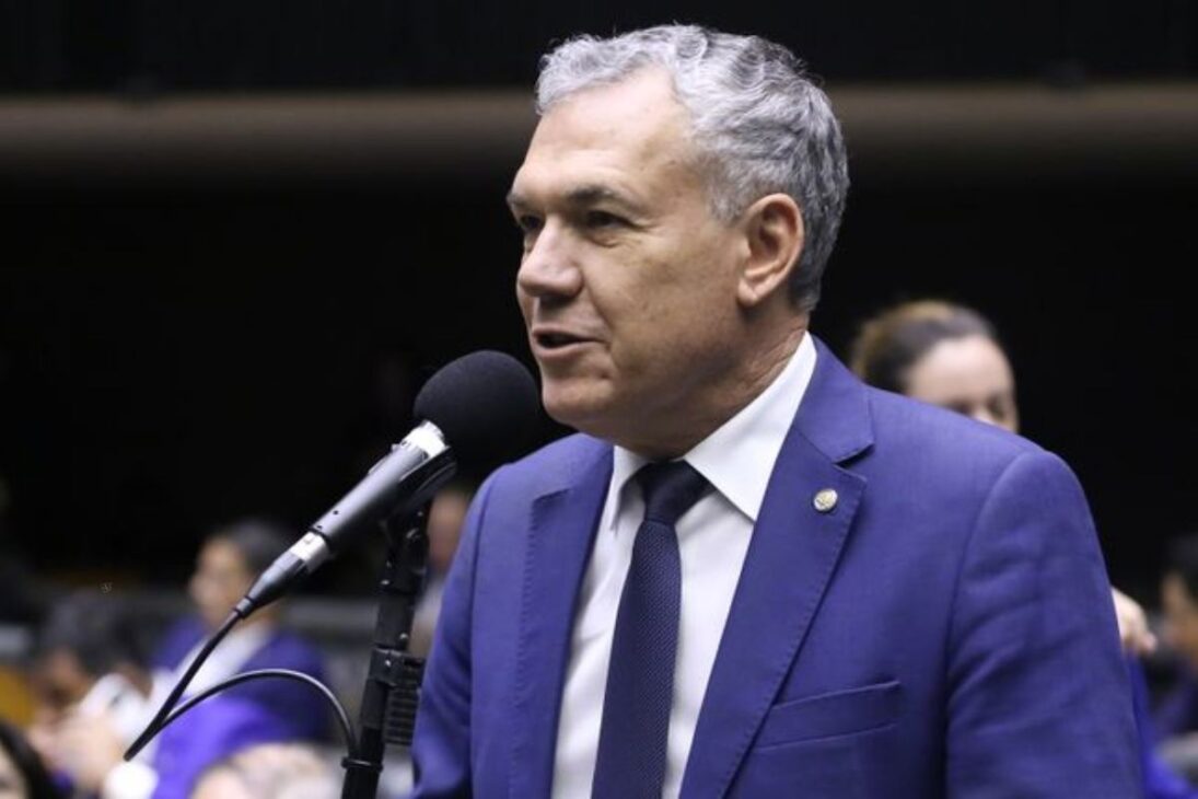 Congreso brasileño quiere crear nueva estatal multimillonaria para minerales críticos y reaviva disputa con China y EUA por el subsuelo de Brasil