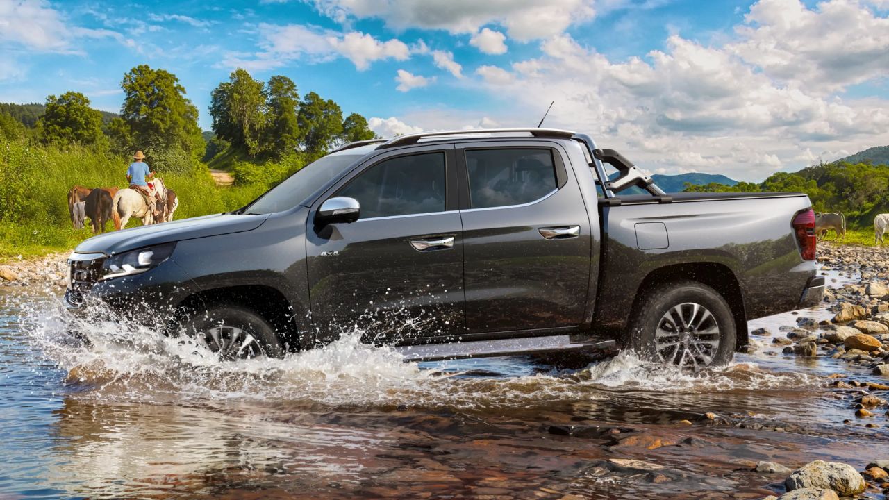 Fiat Titano Ranch 2026, com preço de tabela de R$ 285.990, é vendida por R$ 234.510 com desconto de R$ 51.480