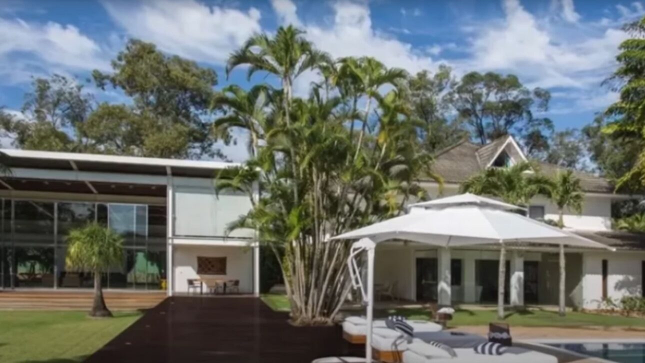 La mansión de Angélica y Luciano Huck en Joá impresiona con capilla premiada, vista para la Piedra de Gávea y lujo valorado en R$ 40 millones.