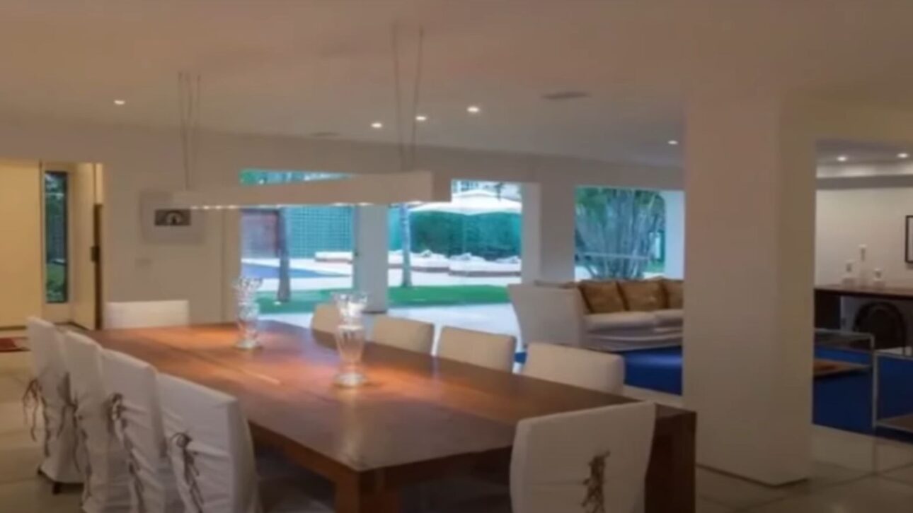 La mansión de Angélica y Luciano Huck en Joá impresiona con capilla premiada, vista para la Piedra de Gávea y lujo valorado en R$ 40 millones.