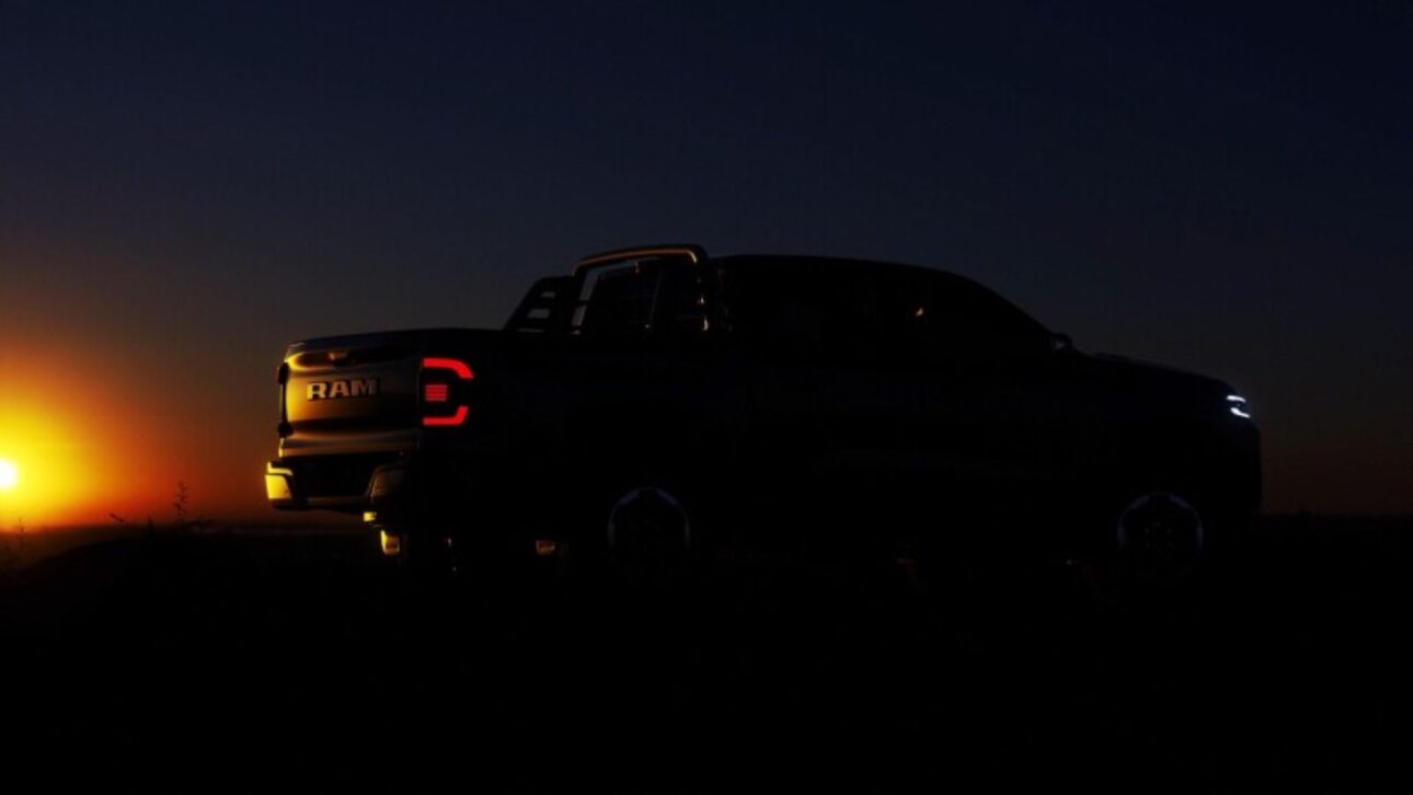 Nueva Ram Dakota 2026 Estrena Con Motor de 200 CV, Transmisión ZF de 8 Marchas y Visual Robusto Para Enfrentar Hilux y Ranger.