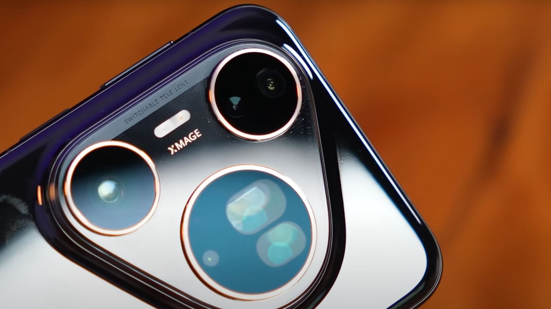 Huawei lança o Pura 80 Ultra no Brasil com câmera líder no DXOMARK, zoom de 10x, carregamento de 100W e foco em desempenho premium.