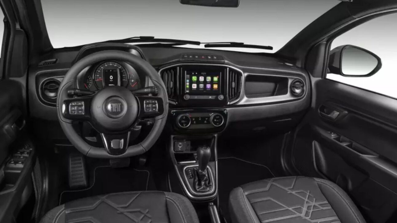 Fiat Strada 2026 tiene motor turbo, consumo de hasta 14,7 km/l y descuentos de hasta R$ 24,9 mil para empresas y productores rurales.