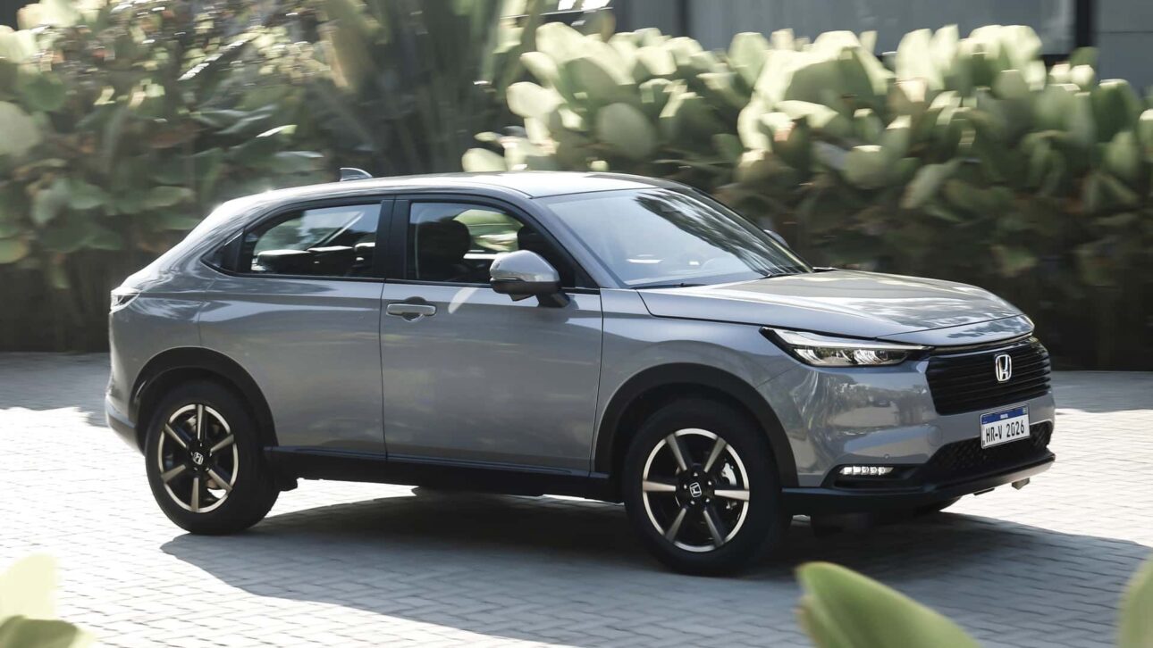 Compara Honda WR-V 2026 y HR-V 2026. Conoce las diferencias de precio, consumo, espacio interno y motor 1.5 flex de 126 cv.