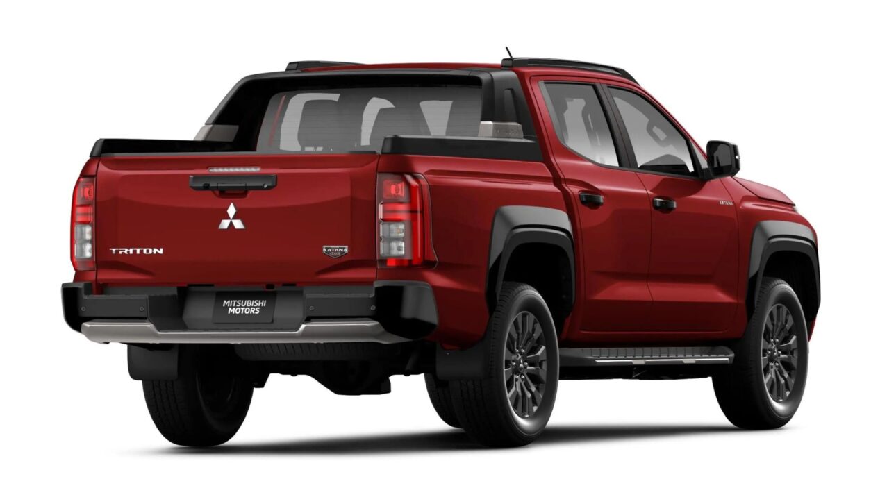 Nueva pickup Mitsubishi Triton HPE-S 2026 exhibe diseño robusto, motor 2.4 biturbo diesel y tracción 4×4 Super Select II para uso mixto campo-ciudad. (Imagen: reproducción)