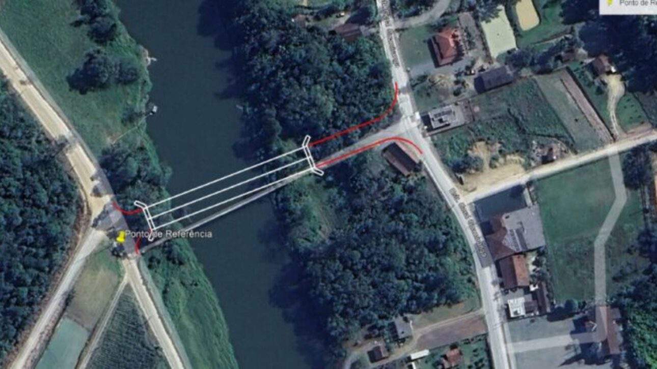 Nueva puente entre Araquari y Guaramirim va a acortar trayecto de 16 km a 100 m, modernizar el tráfico e impulsar la economía regional.