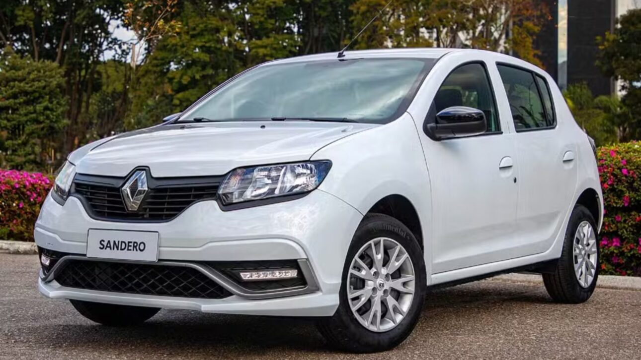 Descubre cuatro coches usados hasta R$ 50 mil que ofrecen buen espacio interno, maletero amplio y consumo económico.