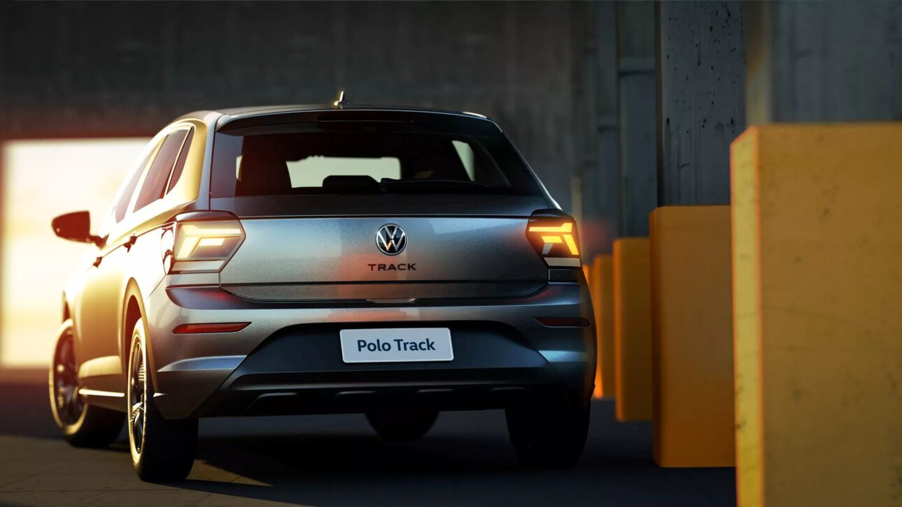 Volkswagen Polo Track 2026 llega con bono de R$ 10 mil, motor 1.0 de 84 cv y autonomía de 745 km, costando menos que Kwid y Mobi.