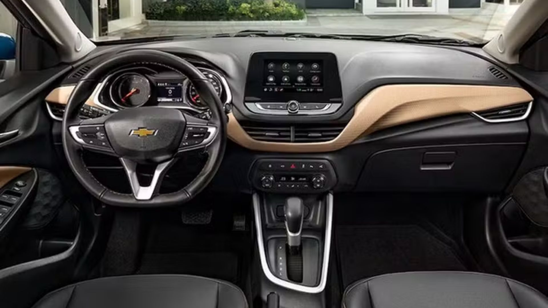 Conheça quatro carros usados entre R$ 25 mil e R$ 58 mil com baixo custo de manutenção, ideais para trabalho e uso profissional.