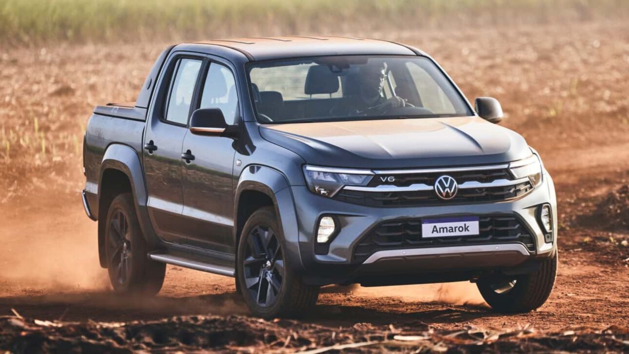 La Amarok mantiene el motor V6 turbodiesel de 258 cv y tracción integral 4Motion, destacado en desempeño entre las camionetas medianas. (Imagen: divulgación)