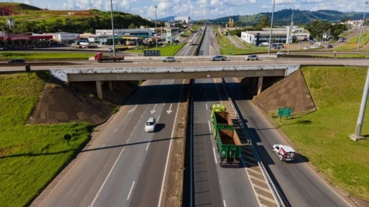 Subasta de la carretera Fernão Dias (BR-381) marcada para 11/12 con R$ 15,3 mil millones en inversiones y obra de 108 km de pistas adicionales y 29 pasarelas.