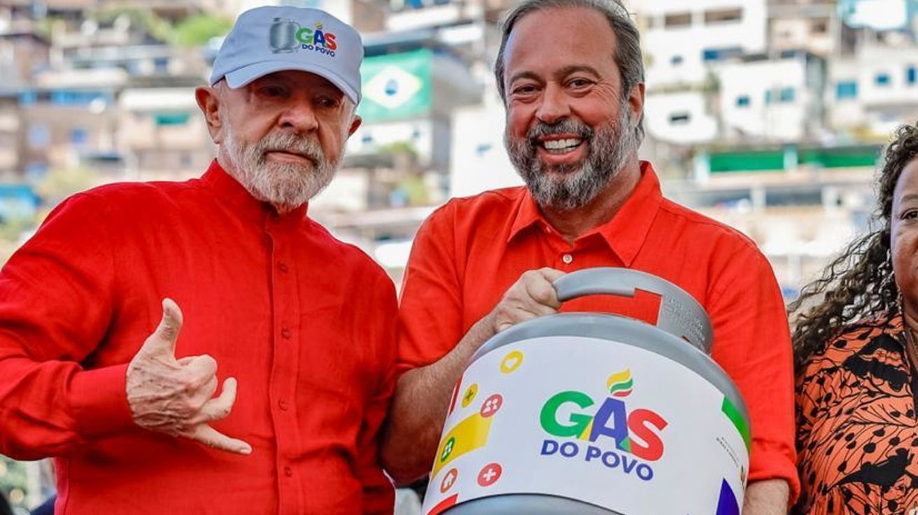 Presidente da República, Luiz Inácio Lula da Silva, durante cerimônia de anúncio do Programa “Gás do Povo”. Campo do Najá, Aglomerado da Serra – Belo Horizonte (MG)