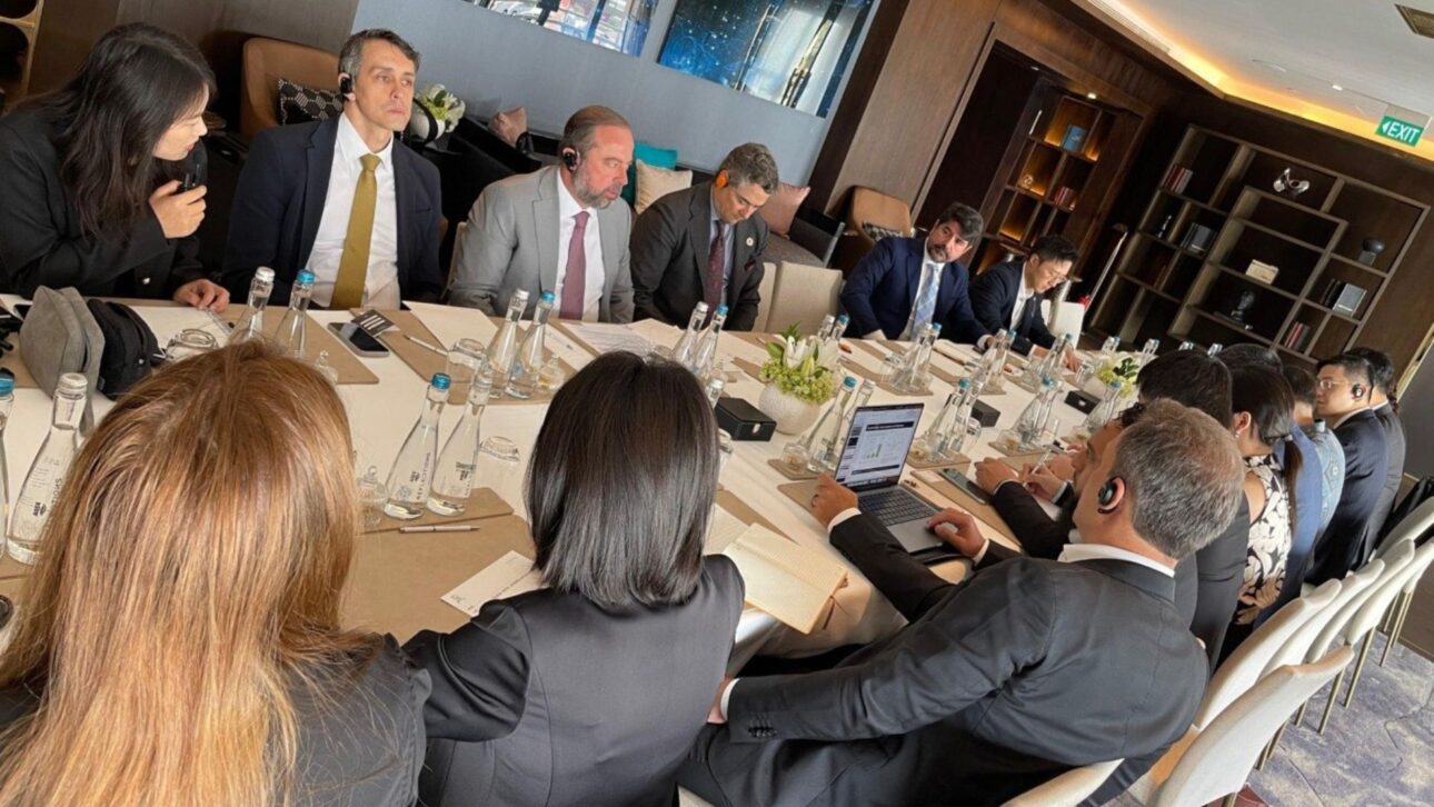 El MME Busca Inversores Asiáticos Y Proyecta El Primer Remate De Baterías En Brasil Para 2025 Para Fortalecer Almacenamiento, Renovables Y Seguridad Energética