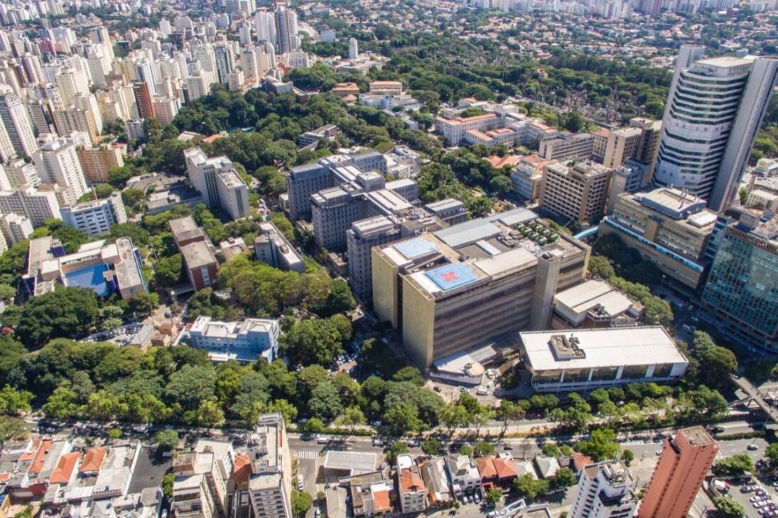 El mayor hospital de Brasil funciona como una metrópole: 2 mil leitos, 20 mil funcionarios y movimiento diario que rivaliza con aeropuertos