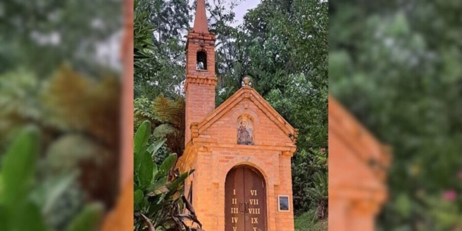 Menor Igreja, Igreja