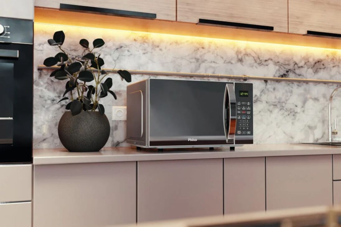 Micro-ondas en promoción: ocho modelos con precios que se desplomaron en octubre, incluyendo Electrolux, Brastemp, Philco, Midea y Consul con hasta 40% de descuento