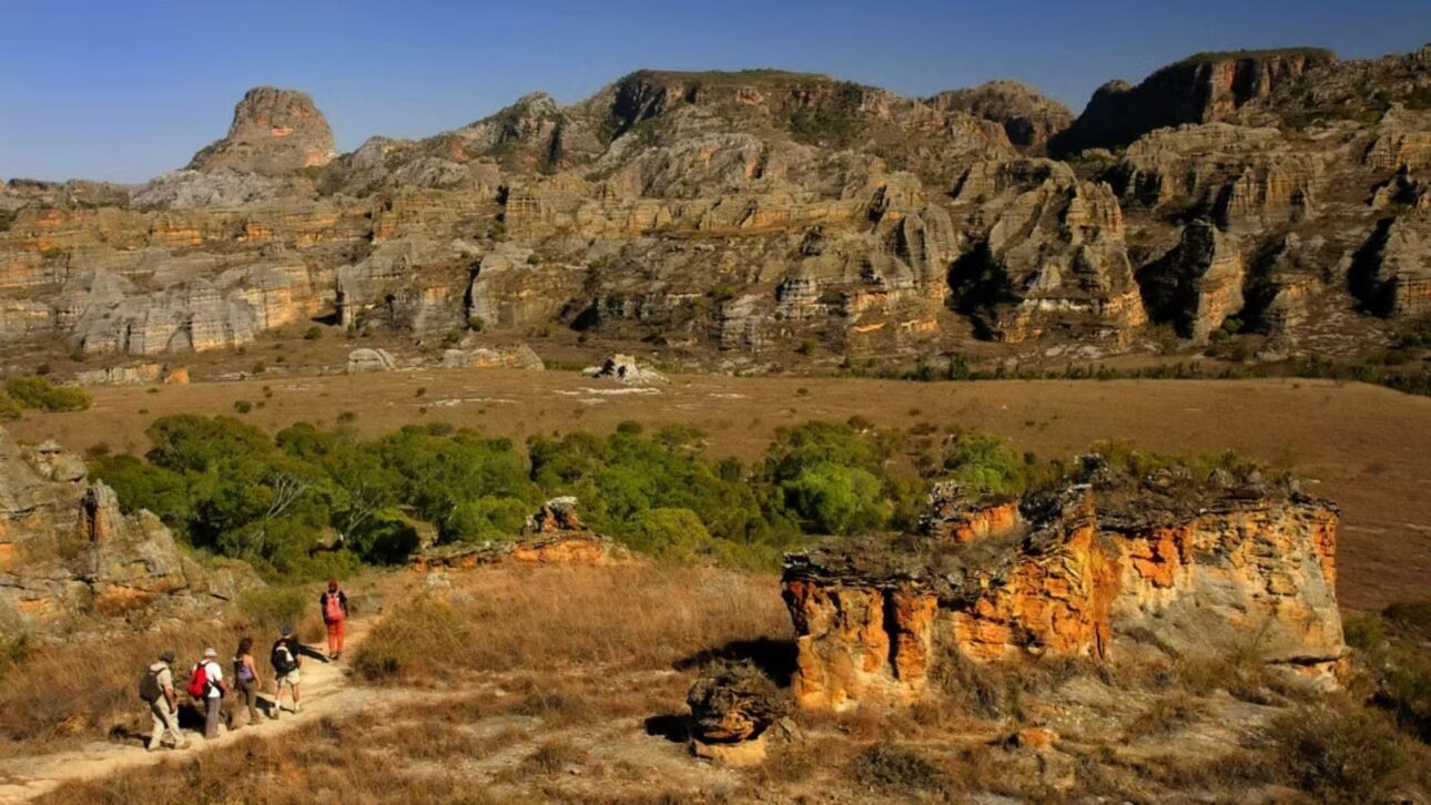 El Parque Nacional Isalo es una de las áreas naturales más importantes de Madagascar y uno de los parques nacionales más visitados del país