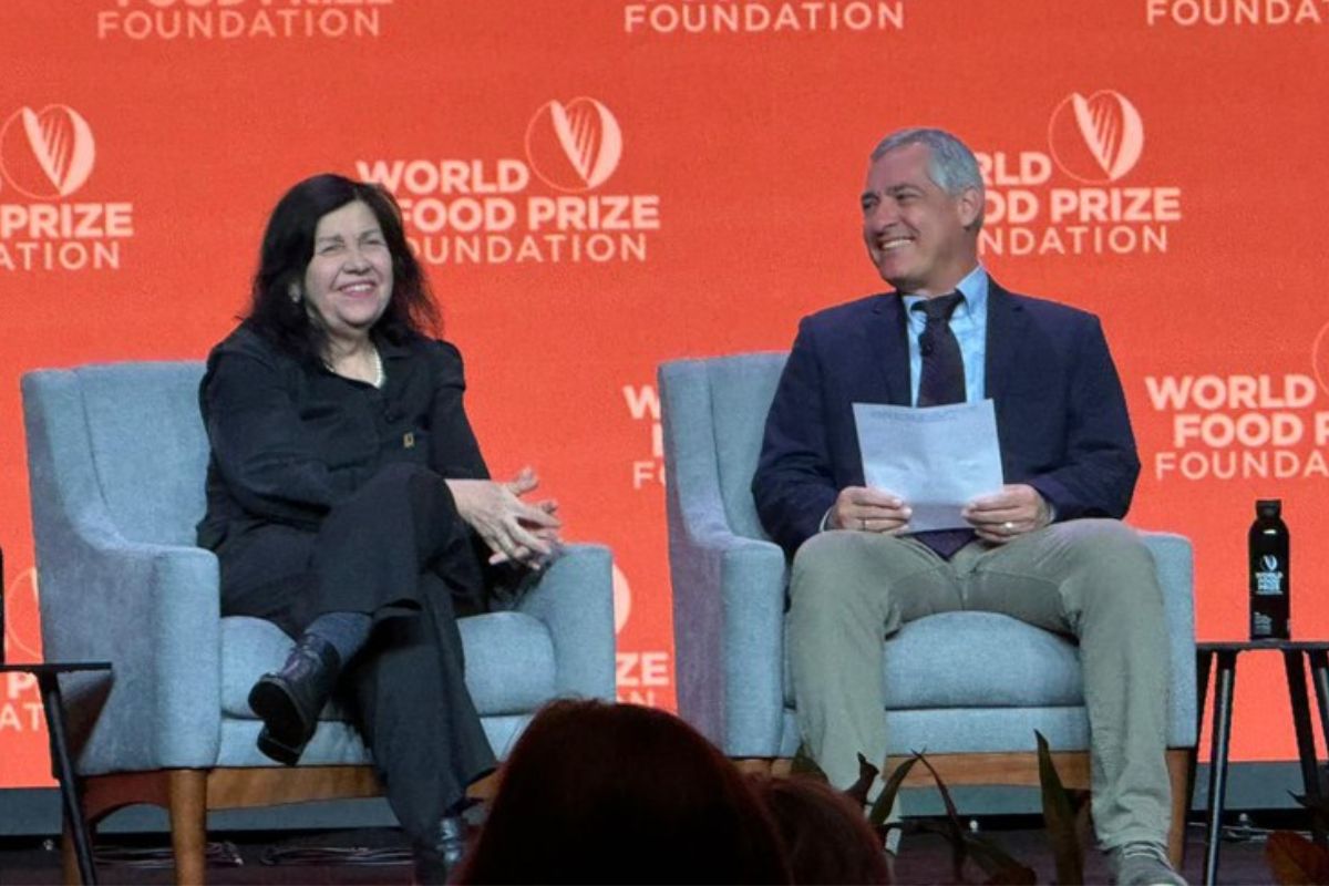 A cientista Mariangela Hungria, da Empresa Brasileira de Pesquisa Agropecuária (Embrapa), foi reconhecida internacionalmente com o Prêmio Mundial da Alimentação 2025 por suas quatro décadas de dedicação ao desenvolvimento de soluções biológicas para a agricultura