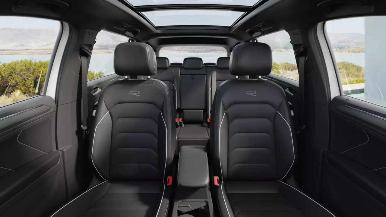 VW Tiguan Allspace R-Line - Foto: Divulgación