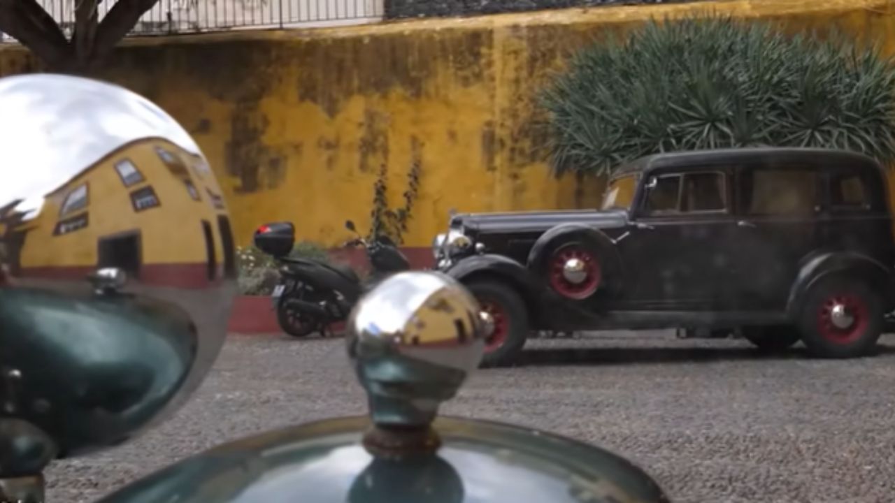 En El Brasil De Hace 100 Años, Los Coches Eran Una Fascinante Novedad Y Un Símbolo De Lujo Para La Élite, Con Las Primeras Líneas De Montaje En São Paulo Convertiéndose En Un Verdadero Espectáculo Público Para Los Curiosos.