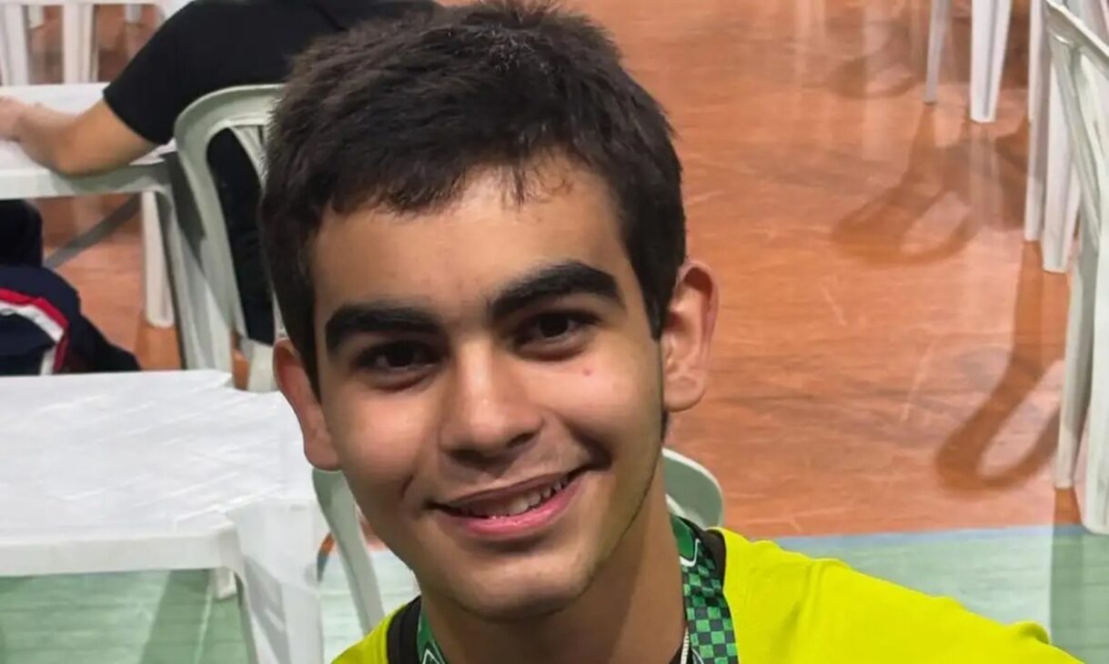 Caio Martins, Joven, Premiación