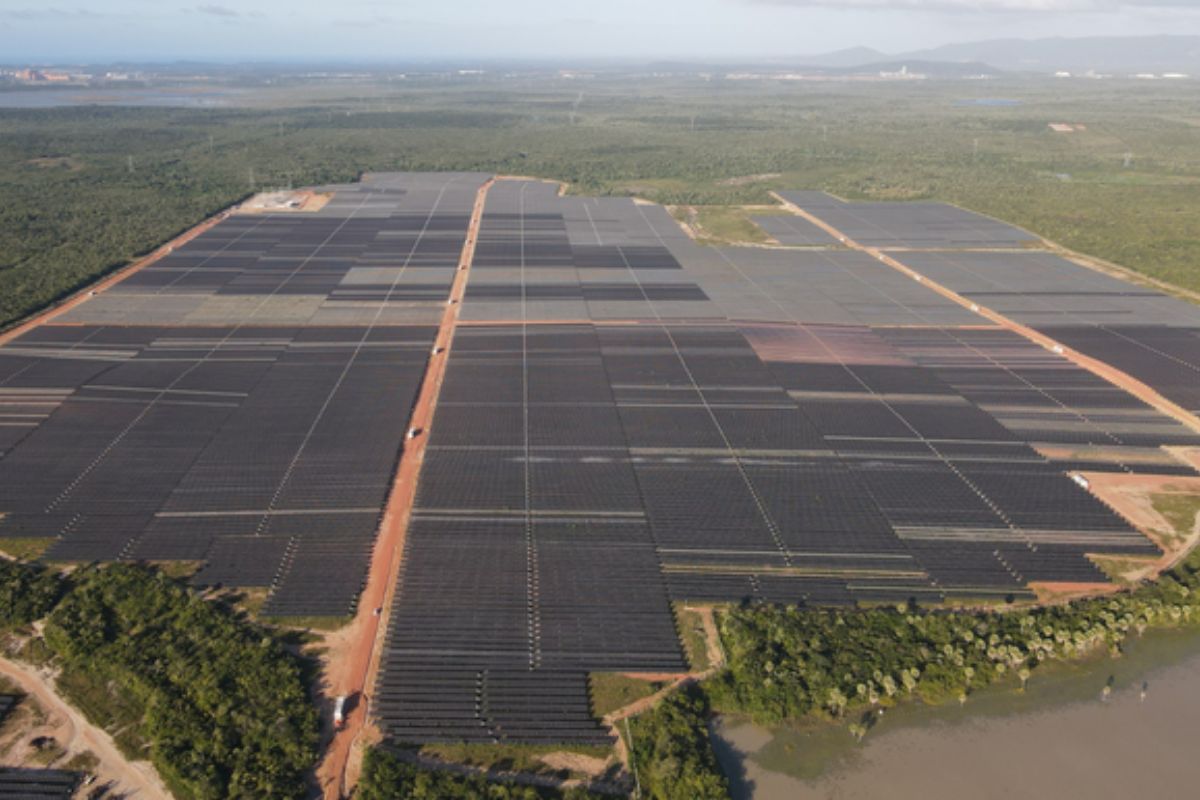 A energia renovável ganha novo impulso no Brasil com a entrada em operação do Complexo Fotovoltaico Lins, localizado em São Gonçalo do Amarante, no Ceará