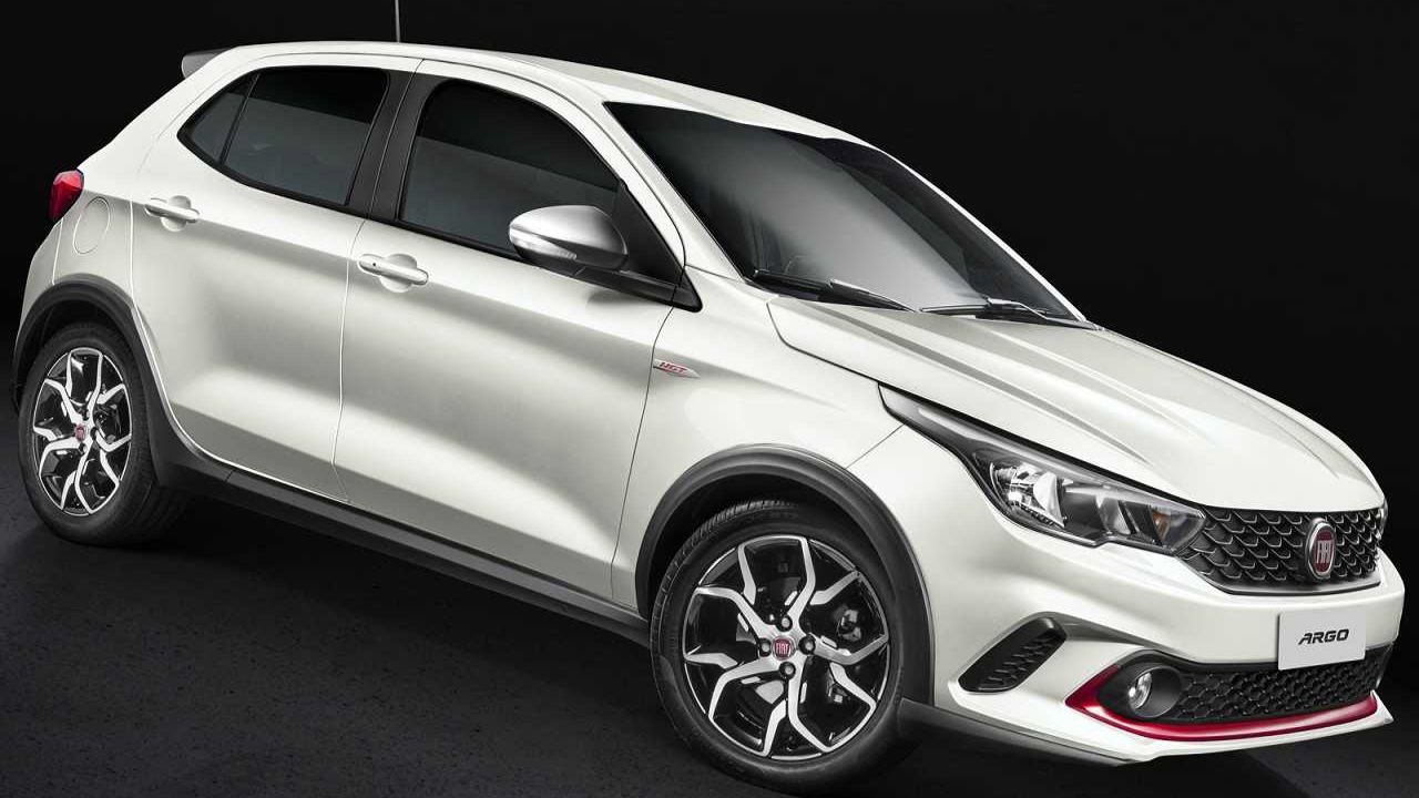 Descubre el Fiat Argo HGT 1.8 automático: hatch deportivo descontinuado, pero que se destaca en el mercado de usados por desempeño, confort y tecnología, con precio competitivo.