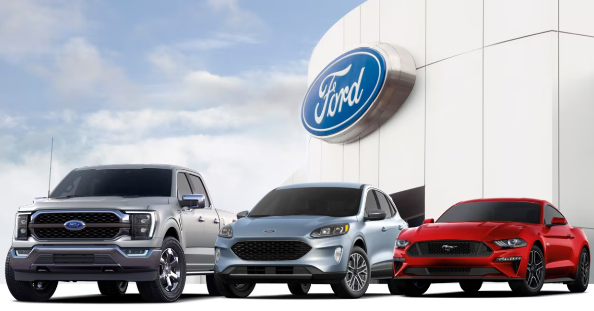 CEO da Ford alerta em Detroit: EUA estão atrás da China na economia essencial e precisam investir em qualificação e indústria. (Imagem: ford)