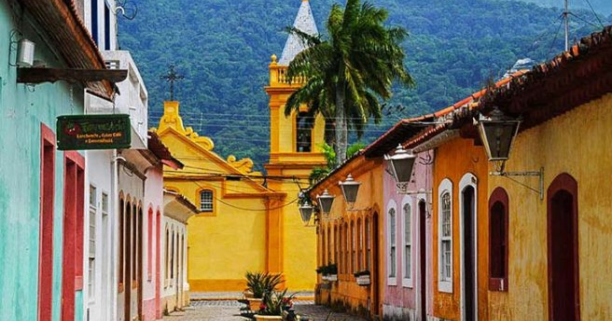 São Sebastião va a cobrar tasa de preservación ambiental de turistas por vehículo, con valores diarios que varían hasta R$ 143.