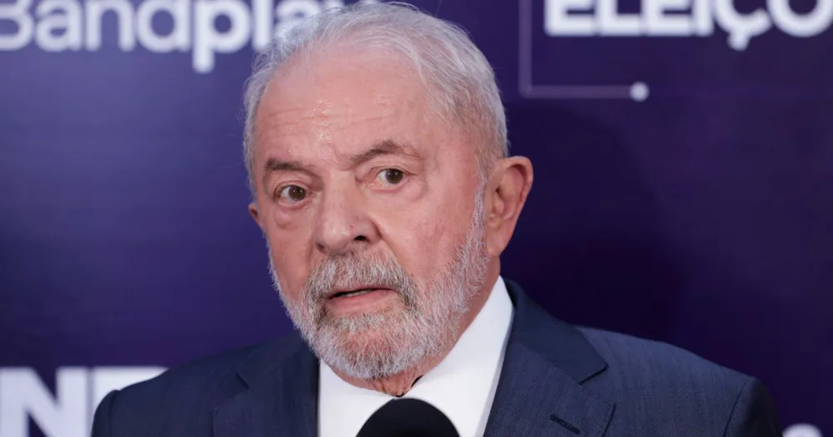 Lula sanciona ley que crea imposto mínimo de 15% sobre multinacionais. Medida pode gerar R$ 3,4 bilhões e tensões com os EUA.