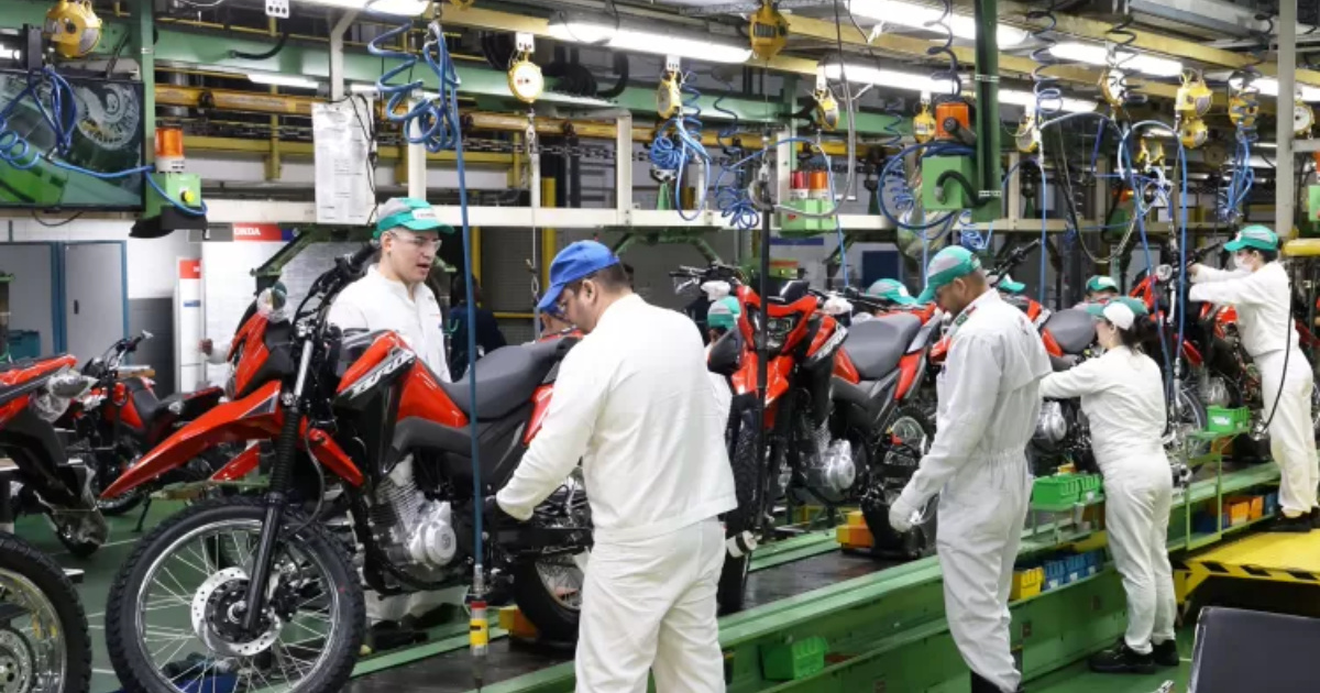 Honda invierte R$ 1,6 mil millones para ampliar fábrica en Manaus y producir 1,6 millón de motos por año, con nuevos modelos y alta tecnología. (Imagen: Divulgación)