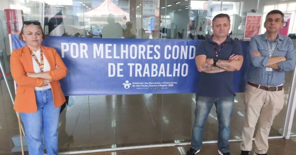 El Bradesco Enfrenta Protestas Tras Cierre de 342 Agencias y Corte de 2.564 Empleos, con Denuncias de Fallas de Seguridad. (Imagen: spbancarios)