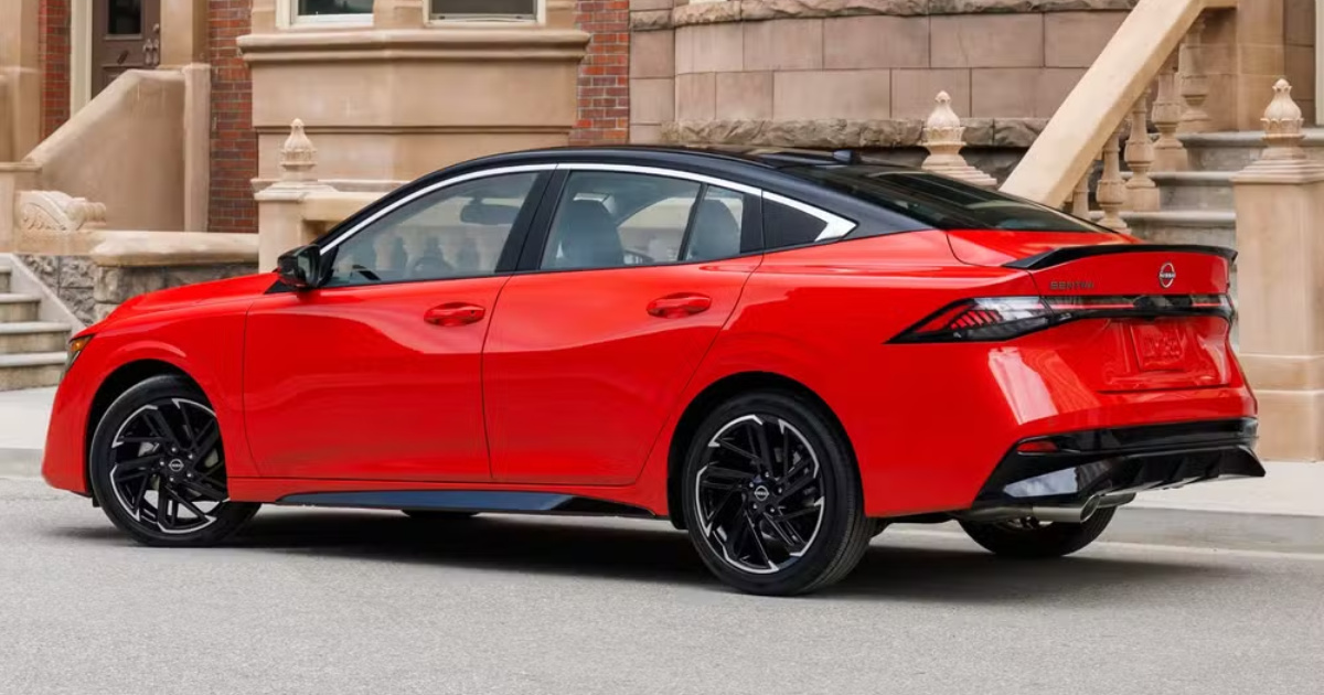  Nissan Sentra 2026 estrena con panel digital de 12,3", visual audaz y el mismo motor 2.0 de 151 cv. Consulta los detalles y si vale la espera (Foto: Divulgación/Nissan)