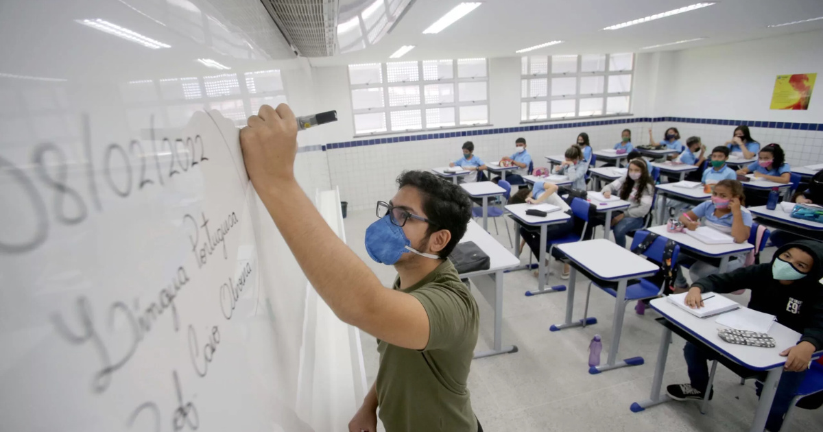 El Senado aprueba la exención del Impuesto sobre la Renta para profesores hasta R$ 5 mil y crea nueva regla para ganancias superiores a R$ 1,2 millón.