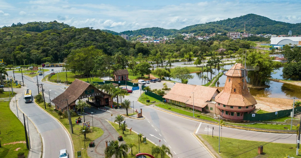 Joinville Se Destaca En Santa Catarina Con Industrias De Punta, Seguridad Por Encima De La Media Y Empleos En Alta, Convirtiéndose En Modelo De Desarrollo.