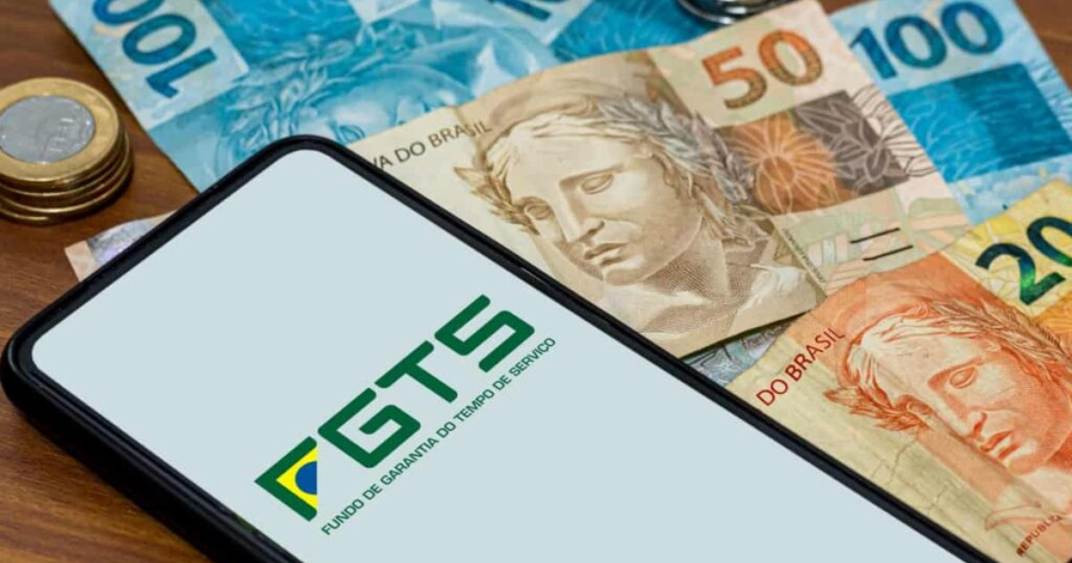 Nuevas reglas del FGTS limitan anticipaciones del saque-aniversário y crean carencia obligatoria. Entienda el impacto y el nuevo techo por parcela.