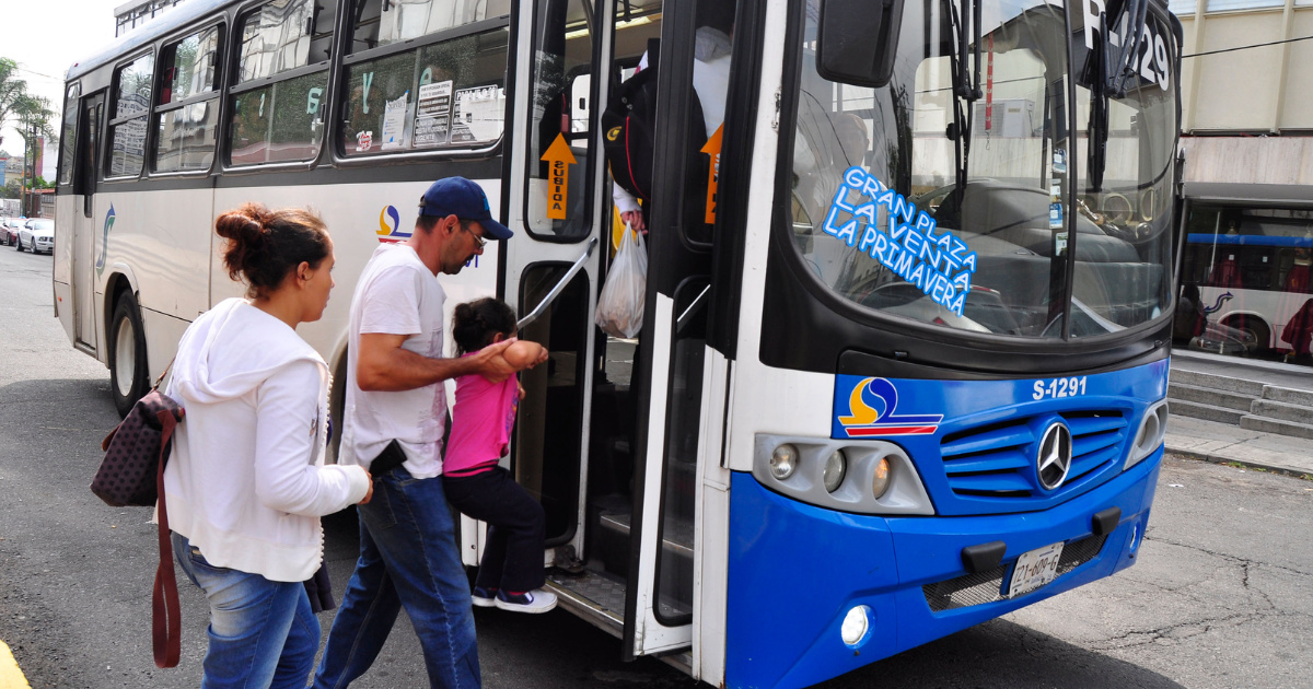 El Gobierno Estudia Tarifa Cero en el Transporte Público, con Costo Anual de R$ 90 Mil Millones y Revisión de Subsidios y Vale-Transporte.