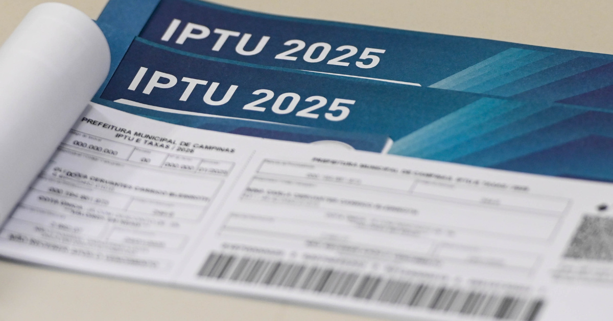 Justicia condena Alcaldía de Natal a indemnizar hombre por error en cobro de IPTU y bloqueo indebido de cuenta bancaria.