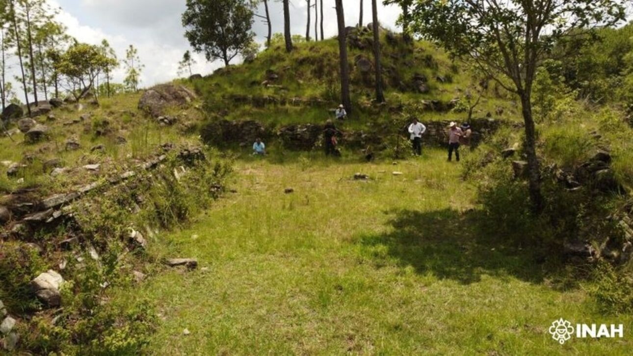 Ciudad perdida, Ciudad, México, Murallas